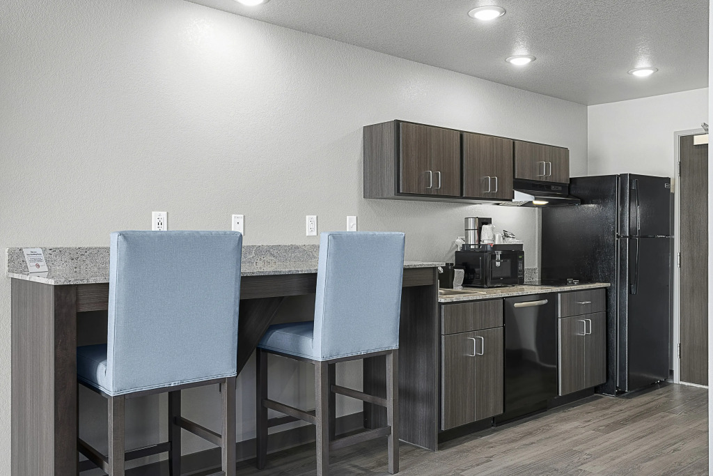 Riverstone Suites by Cobblestone Hotels - Chippewa Falls