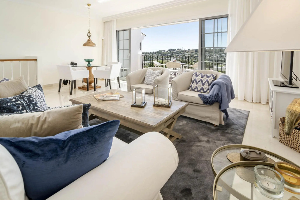 AP116 - Casa Aloha I by Roomservices