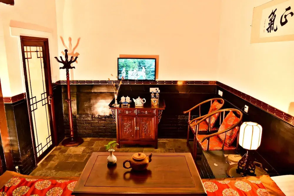 Pingyao Zouxikou Inn