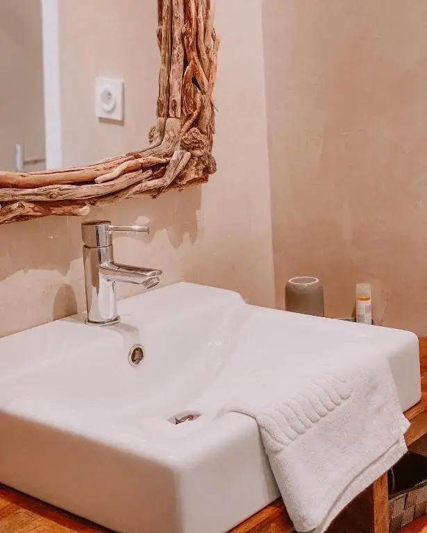 Auberge De La Foret Bonifatu