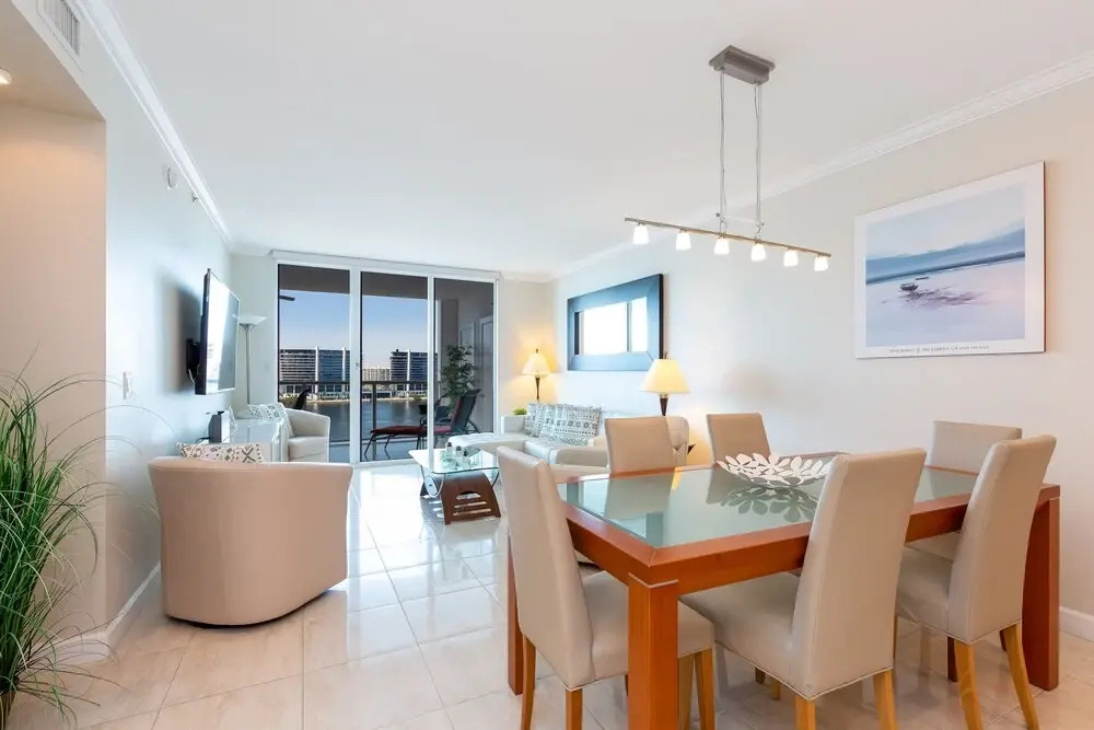 Le Marina Bay 1206 by Go Florida Condo, Sunny Isles