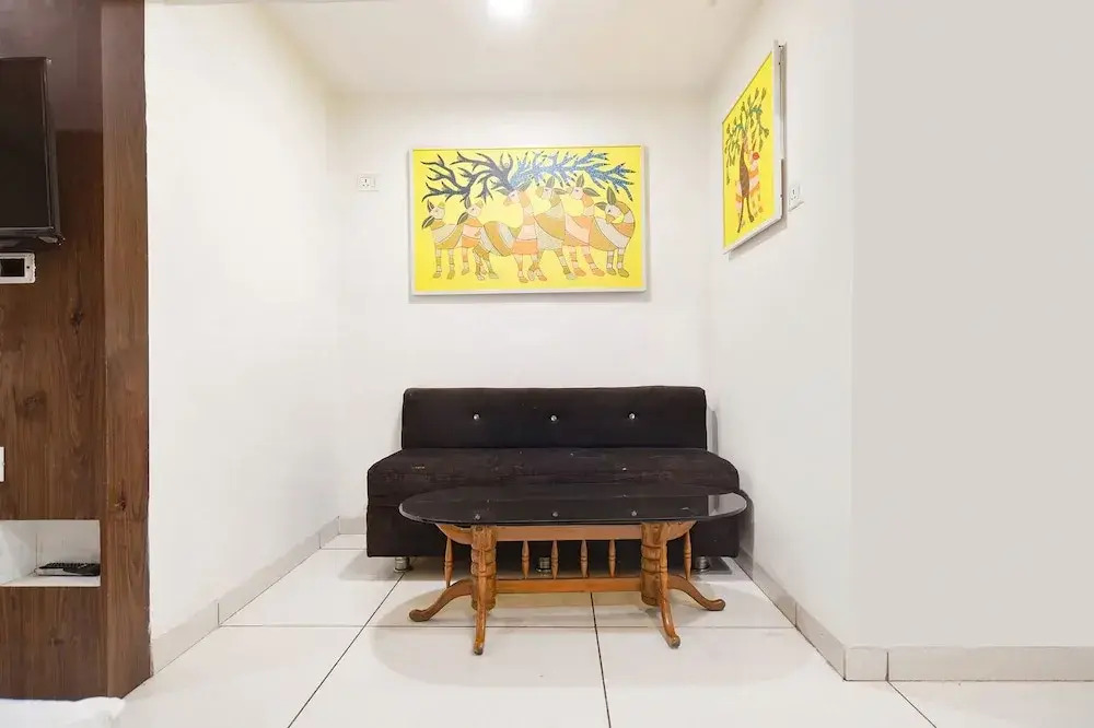 Shree Ram Palace and Restaurant by OYO Rooms