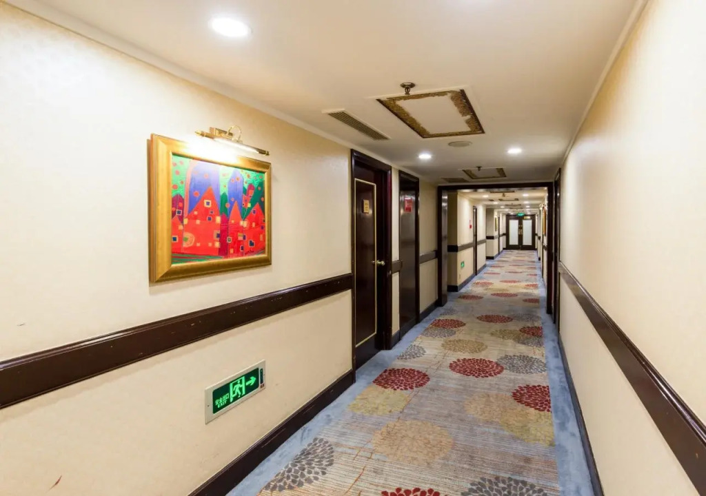 Kingwing Hotel