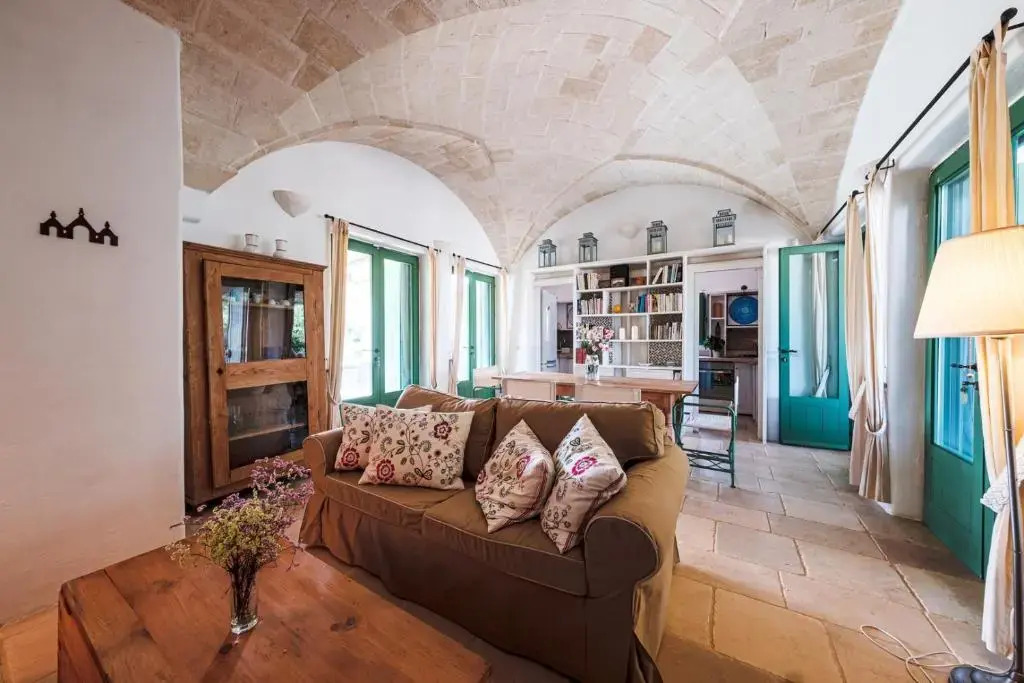 HelloApulia Trulli Li Cridd