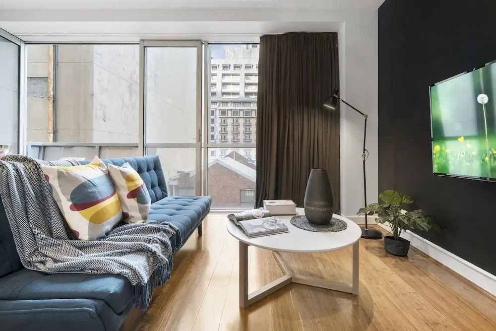 Kristina, 1BDR Melbourne Apartment