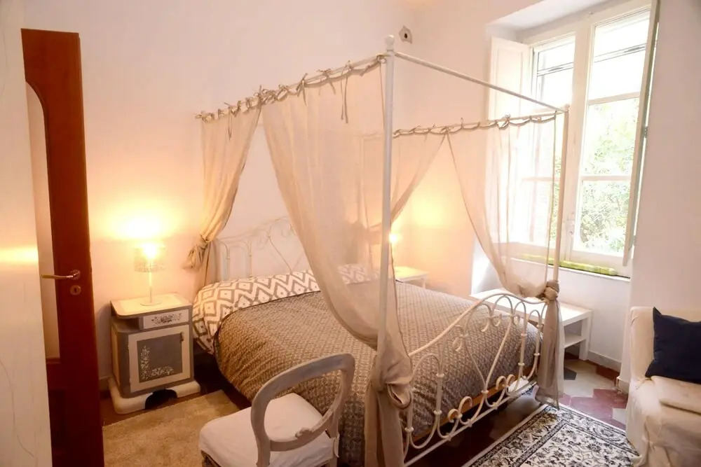 Flat 2 Bedrooms - Pozzuoli