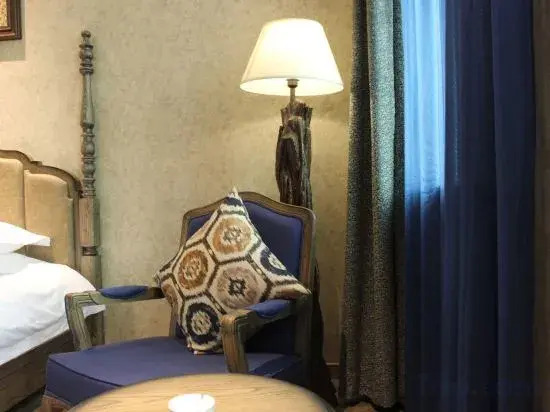 Konghe Yizhan Culture Hotel