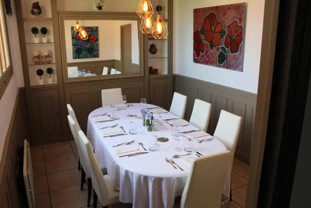 Logis Hôtel Restaurant Le Quai Fleuri