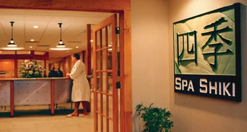 Avila Luxury Suites