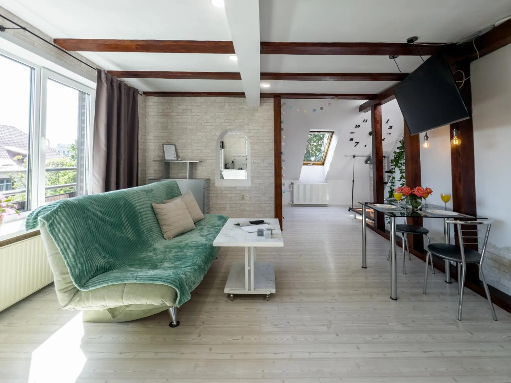 LovelyHome 39 (ЛавлиХоум 39) на улице Чайковского 58