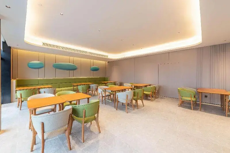 JI Hotel (Guangzhou Xintang South Station Branch)