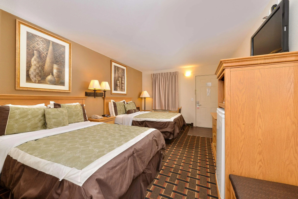 Americas Best Value Inn Near Downtown Nashville