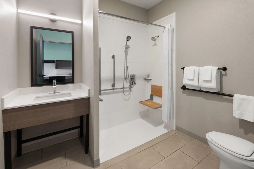 ECHO Suites Extended Stay by Wyndham Houston Katy West
