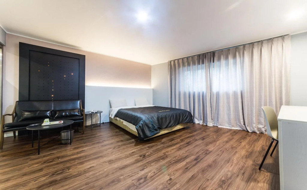 Vivaldi Motel