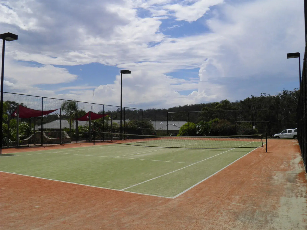 Robyns Nest Lakeside Resort