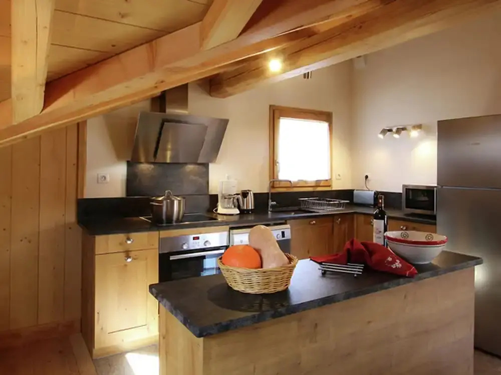 Alpien Chalet w/ Sauna