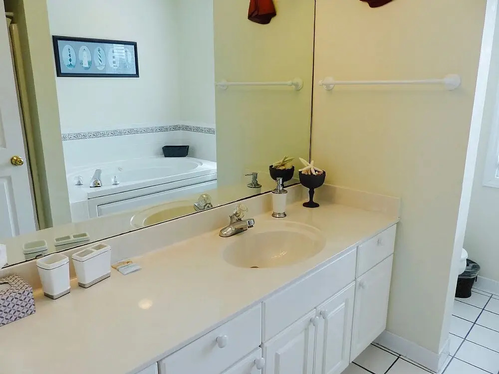 A Salty Escape 2 Bedrooms 2 Bathrooms Condo
