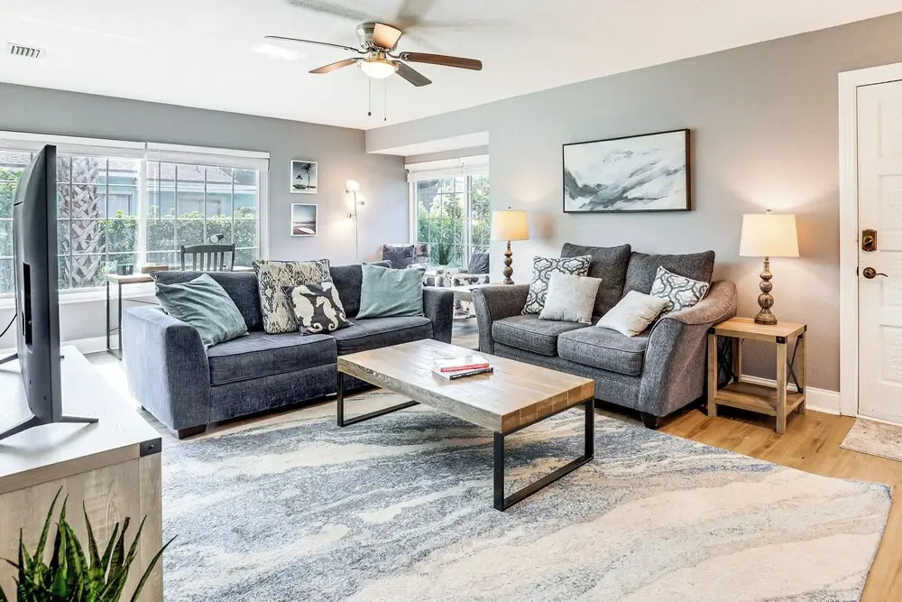 Palm Coast Escape w/ Outdoor Oasis: 6 Mi to Shore!