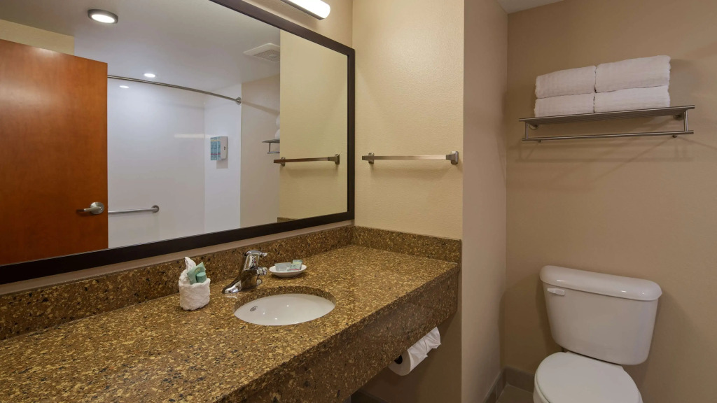 Best Western Bronco Inn