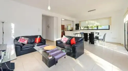 Imagine Your Family Renting a Luxury Holiday Villa Close To Protaras’ Main Attractions, Protaras Villa 1193
