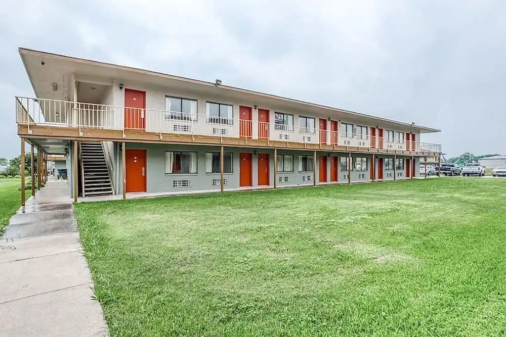 Studio Suites