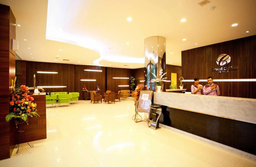 Grand Celino Hotel