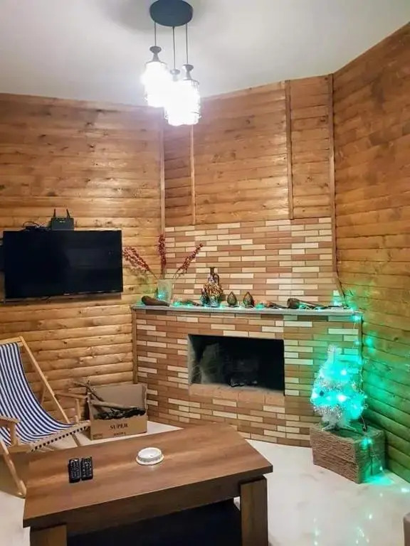 2 Small House