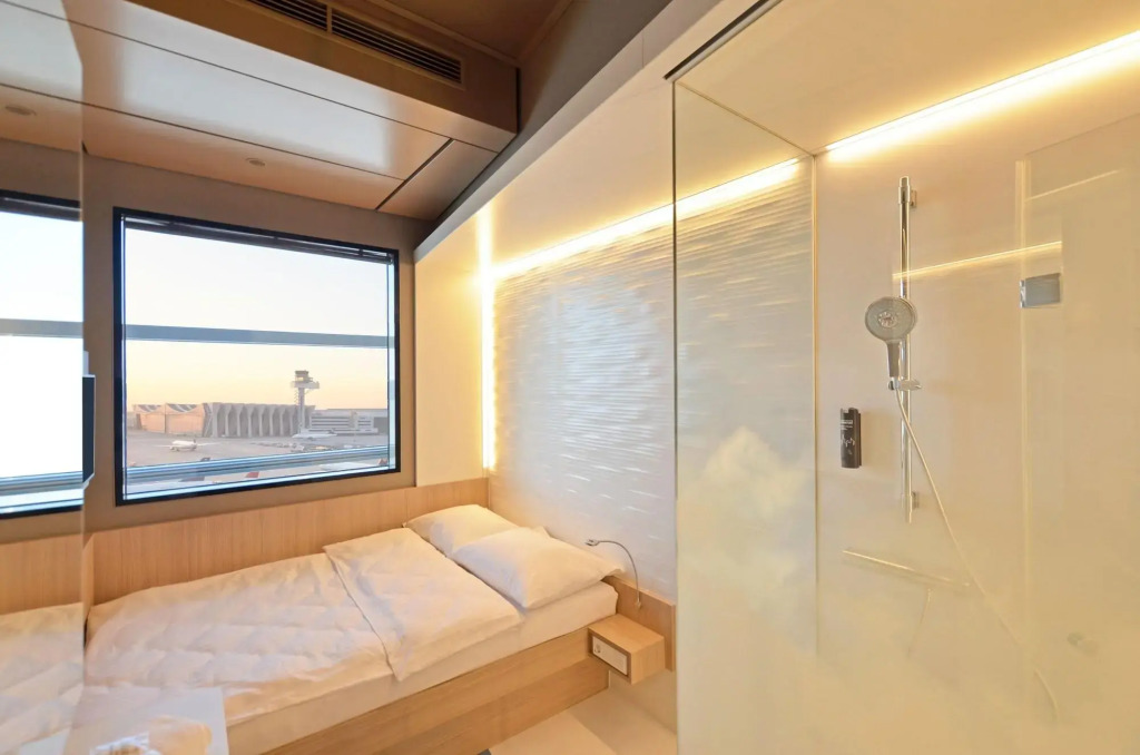 MY CLOUD Transit Hotel - Guests with international flight only