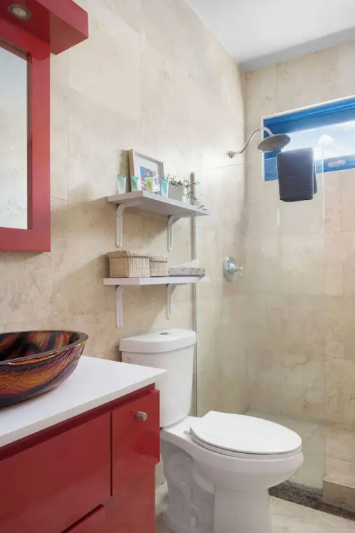 Ocean Park 1BD-1BA-Pool Walktobeach -V