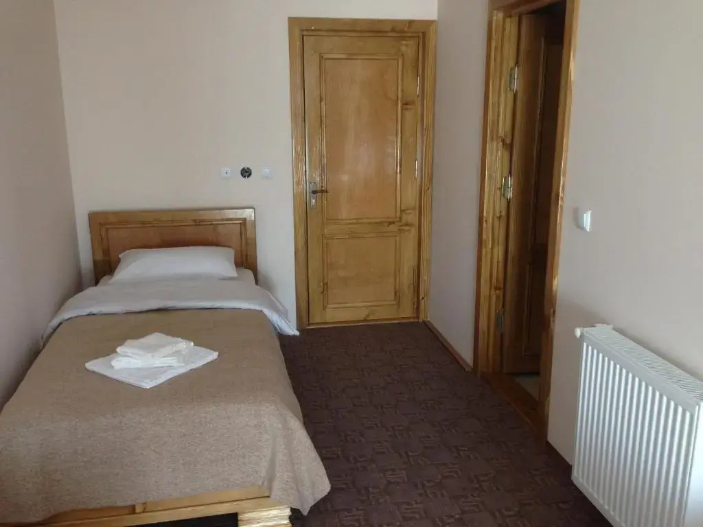 Hotel Adial