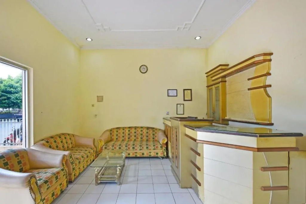 OYO 3722 Hotel Mutiara