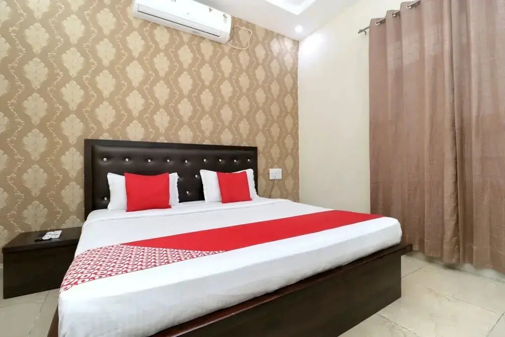 Samrat Regency By OYO Rooms