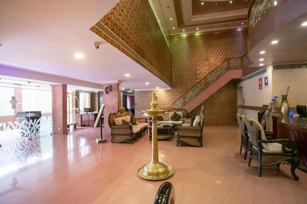Hotel Sea Palace by OYO Rooms
