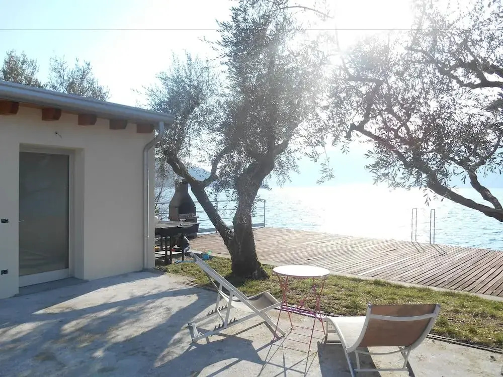 Direttamente Al Lago Apartments