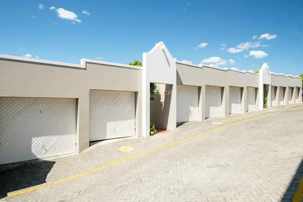 Cape Town City Holiday Apartment w Views for Days