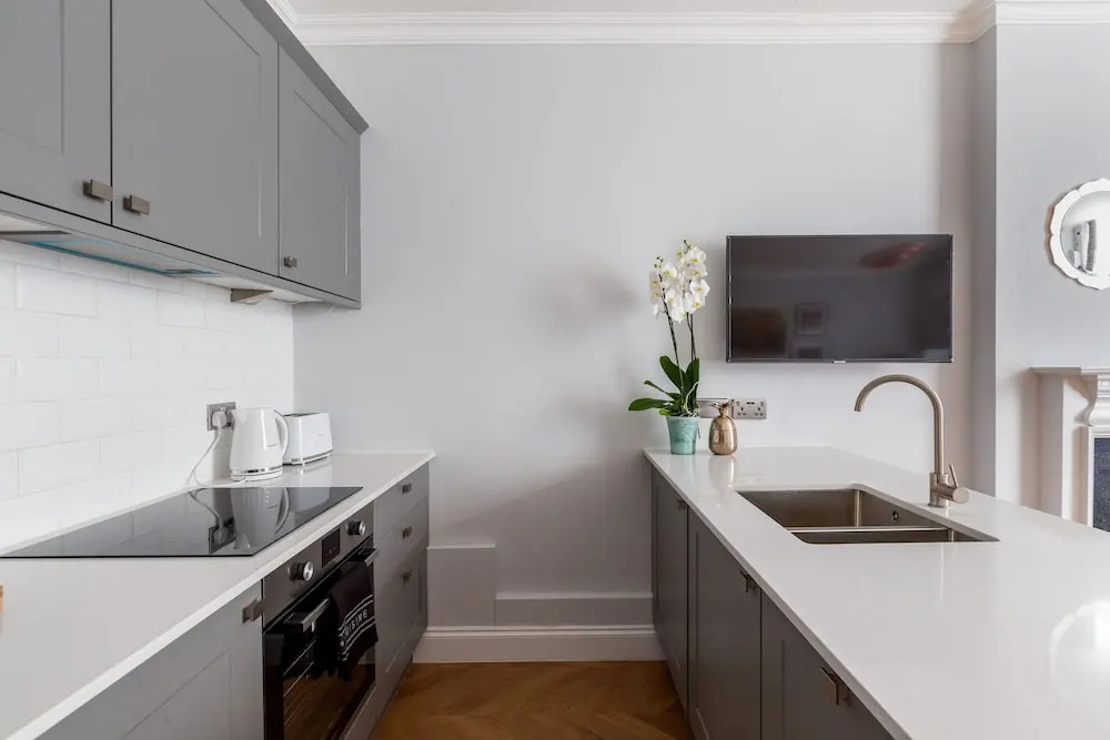 Beautiful 2 Bedroom Garden flat