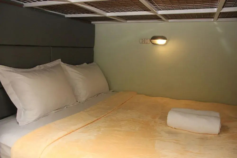 ALA Hostel