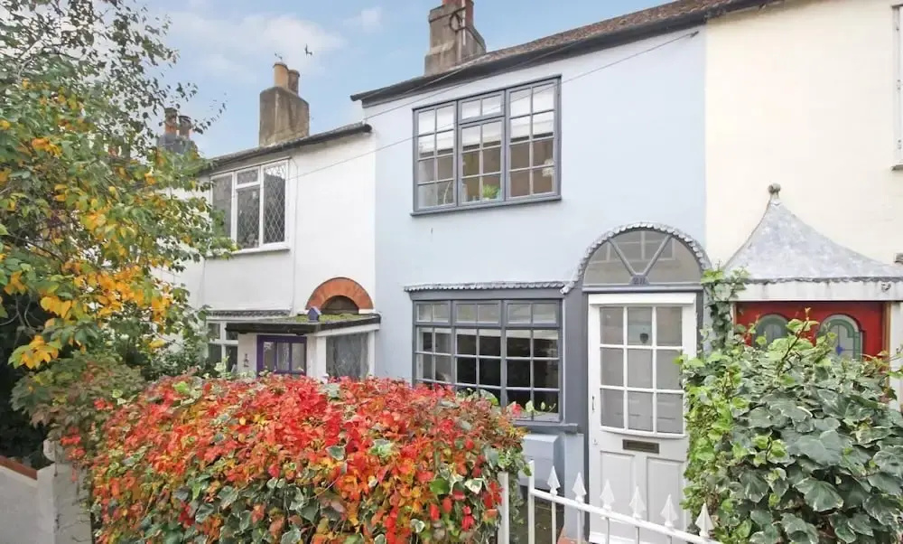 Sunny Cottage - Central Brighton Lanes - Sleeps 6 to 8 Guests