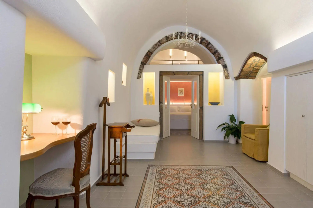 Villa Renos Hotel