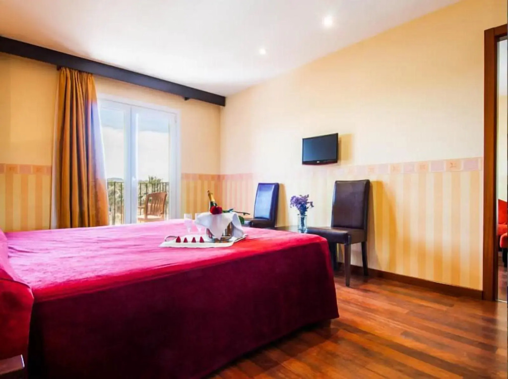 Hotel La Cava
