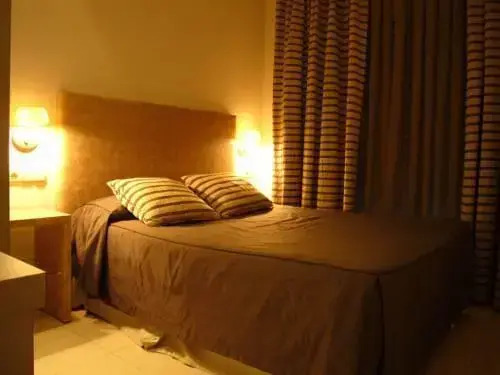 Apartaments Sant Jordi Sagues