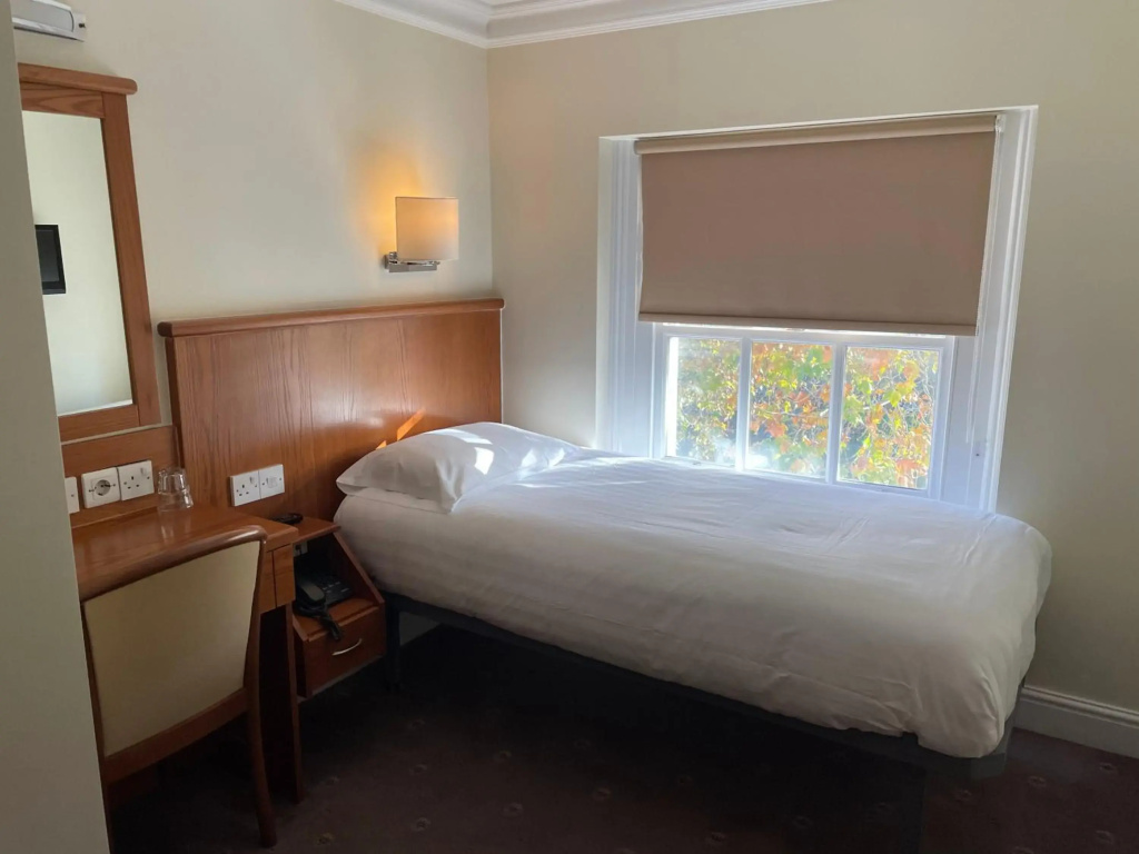 Orchard Hotel