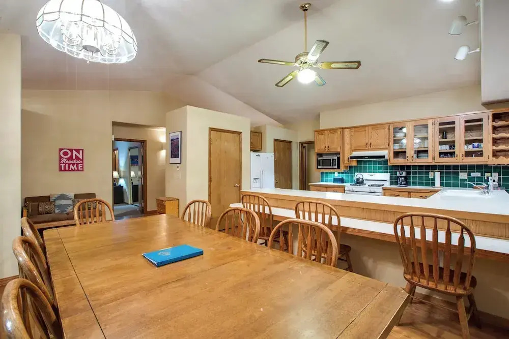 29SL - Hot Tub - Sauna - BBQ - Shuffle Board - Sleeps 11