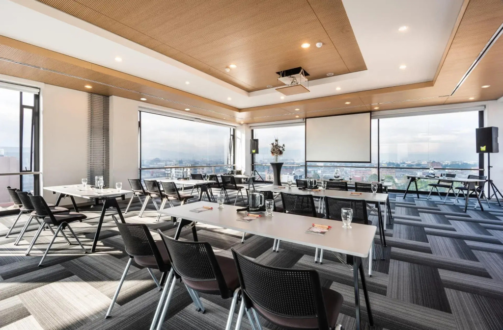Hotel Black Tower Premium