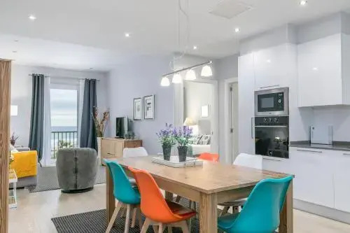Zurriola Suites2 by Forever Rentals