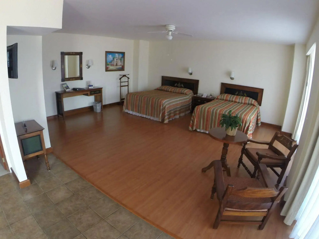 Plaza Uruapan Hotel
