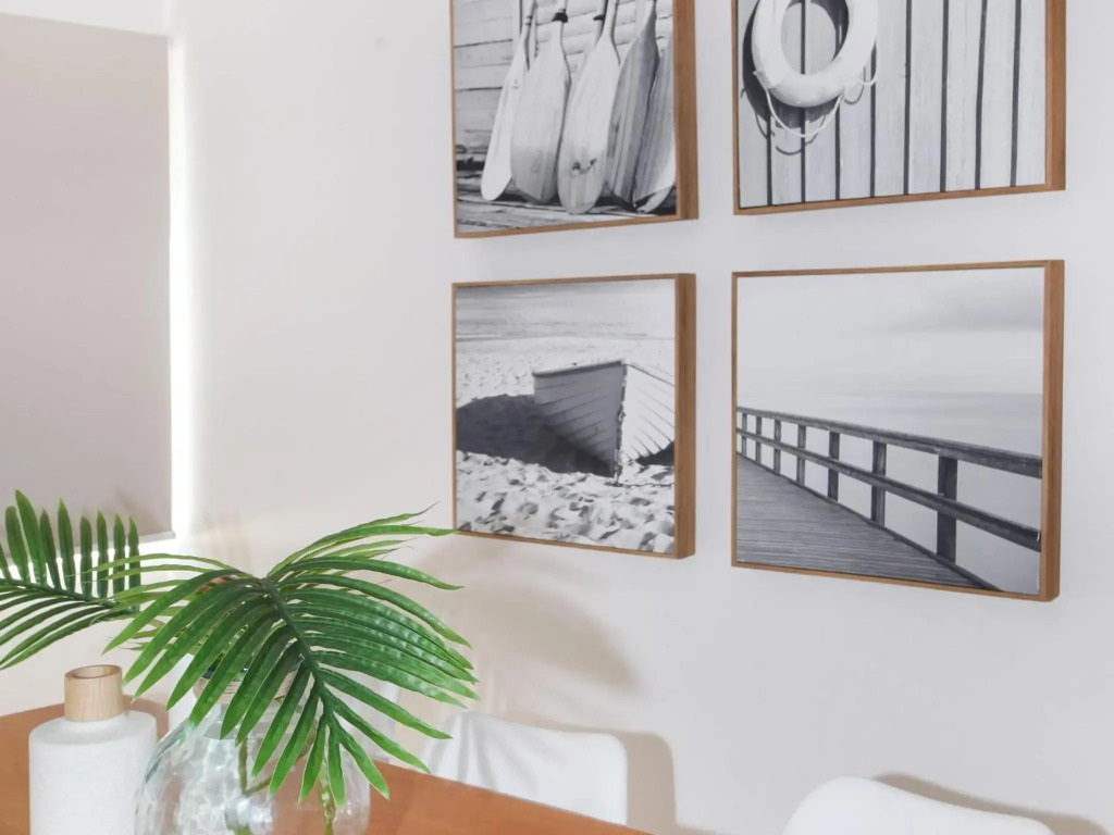 Windmill 4 - Two Bedroom Beachside Apartment on Parkyn Parade!