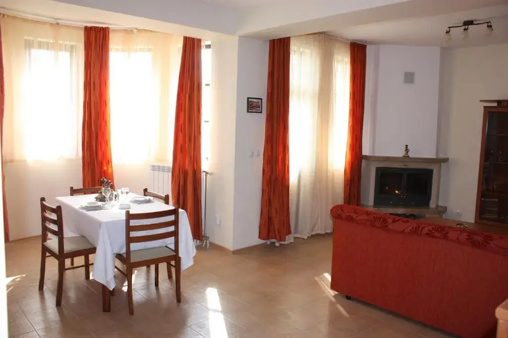 Pinerose Resort