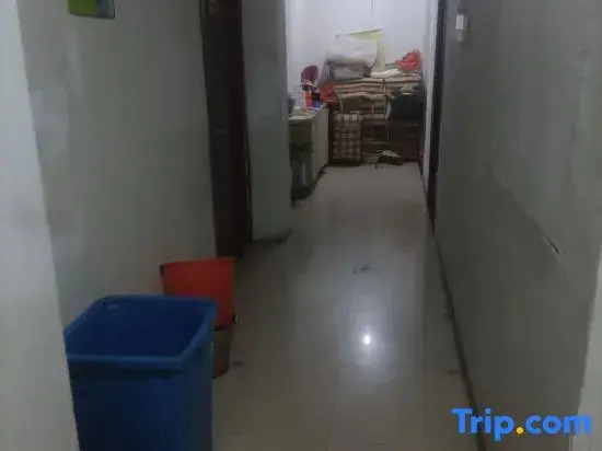 Xinglong Hotel (Xianjiang Street Shop)