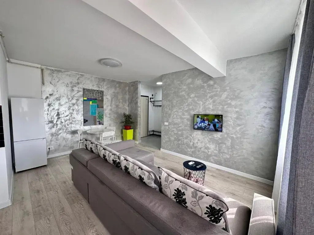 Mega Rossa Residence